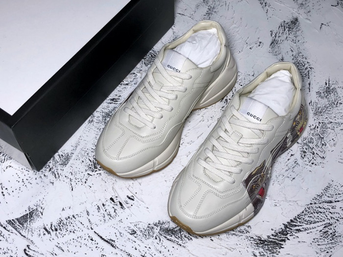 G*u*i rhyton leather sneaker with tigers 576050 drw00 9014