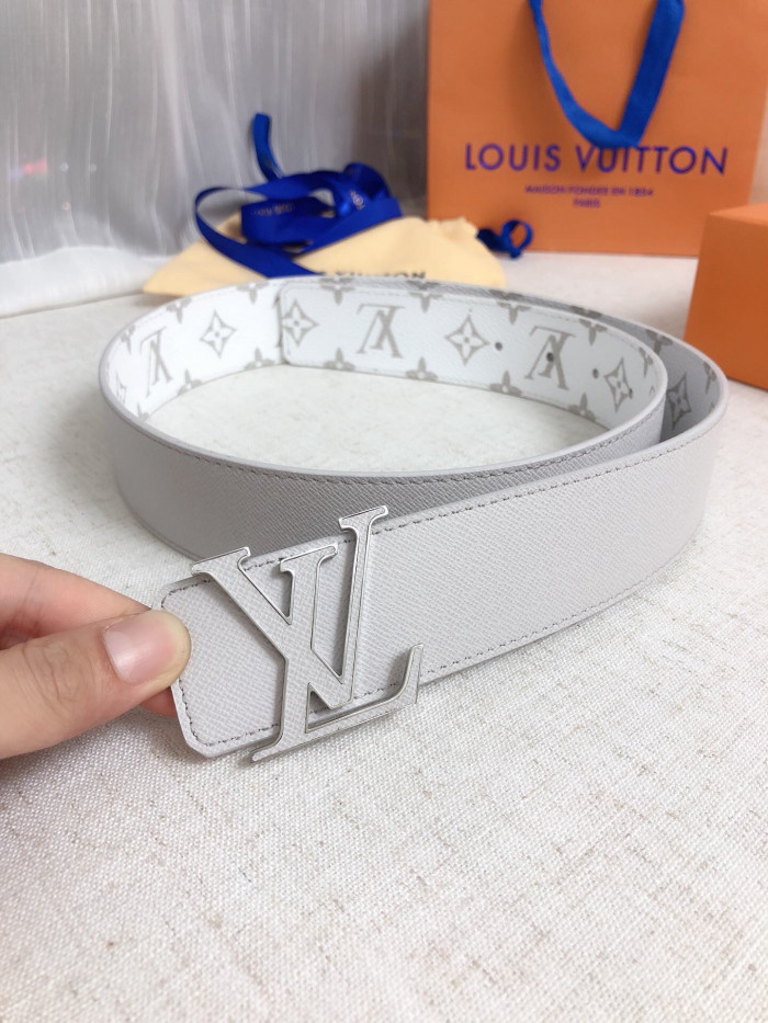 Loui Vuitto Belt-4CM