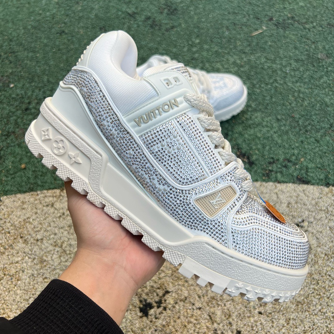 lv trainer maxi full of Di*m*nds white