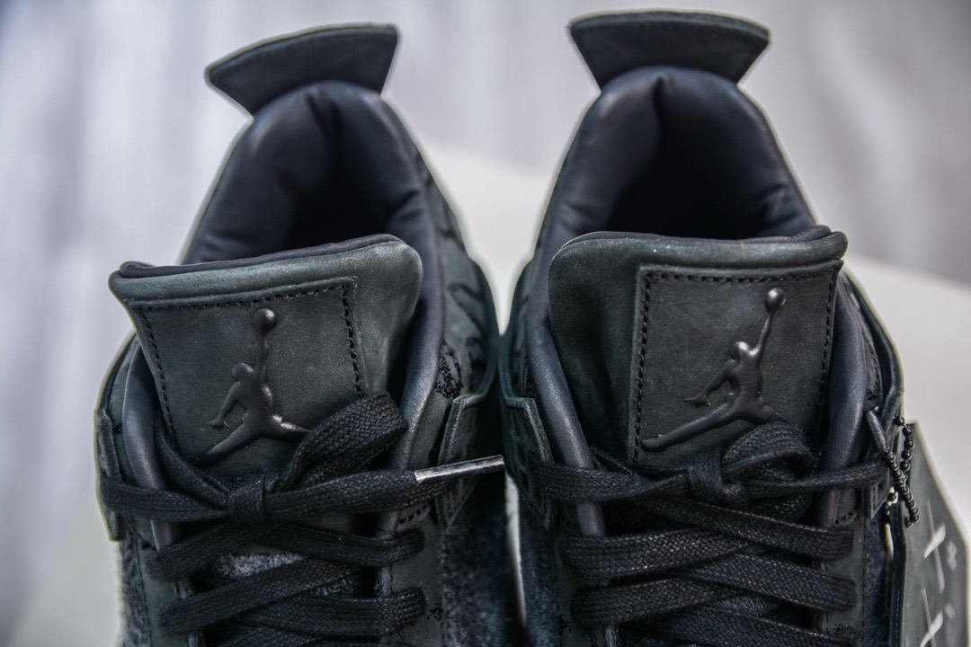 Nike Air Jordan 4 retro kaws black 930155 001