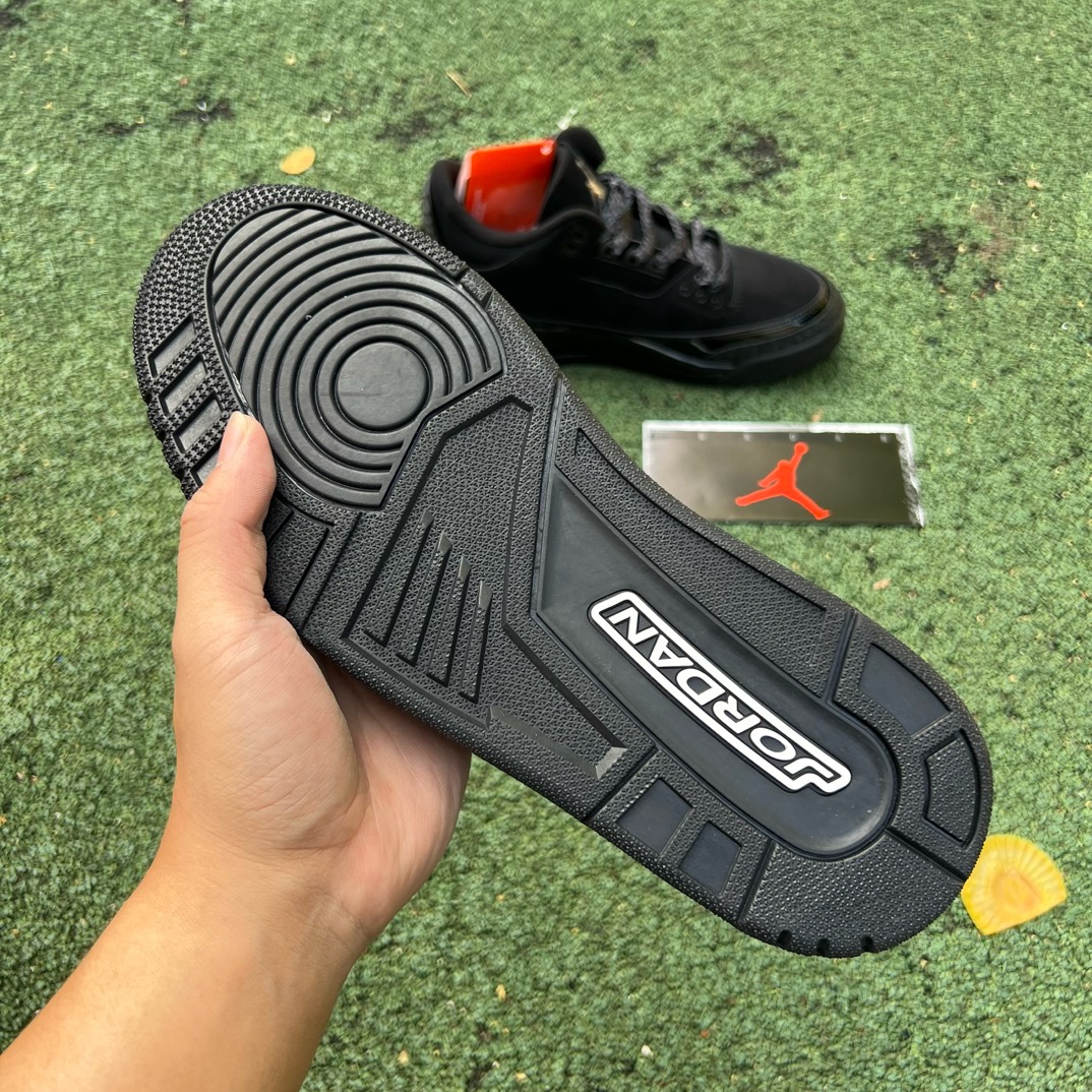 Air Jordan 3 Retro Black Cat CT8532-001