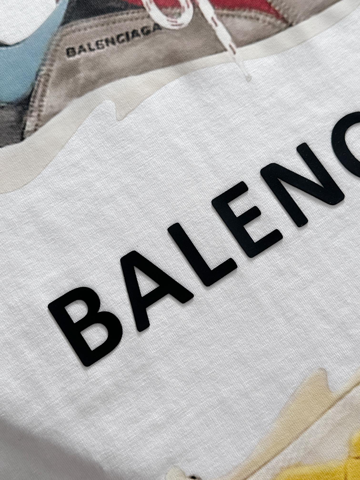 Ba*len*cia*ga t-shirts