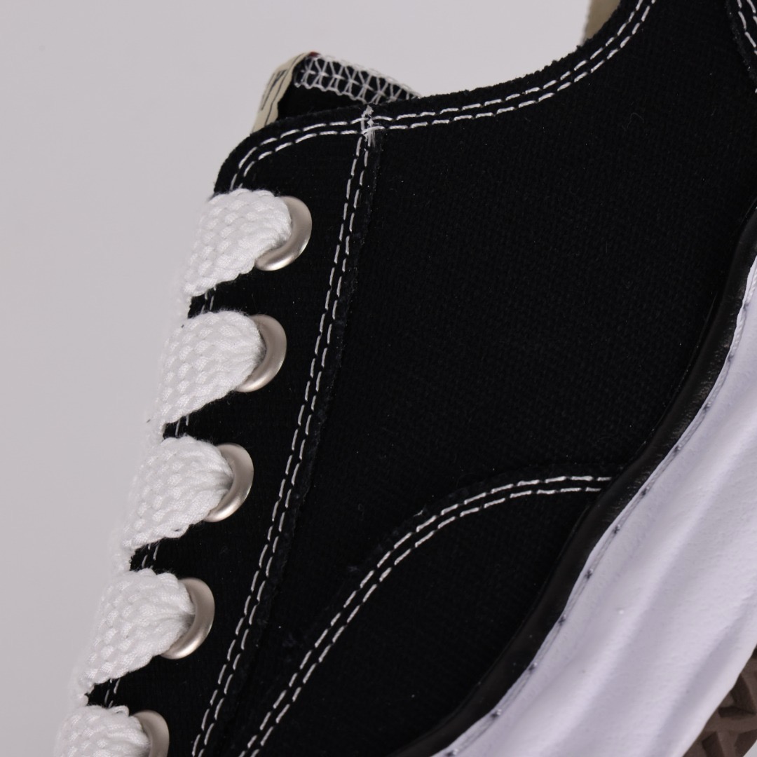 Ma*s*n mihara yasuhiro mmy sneaker