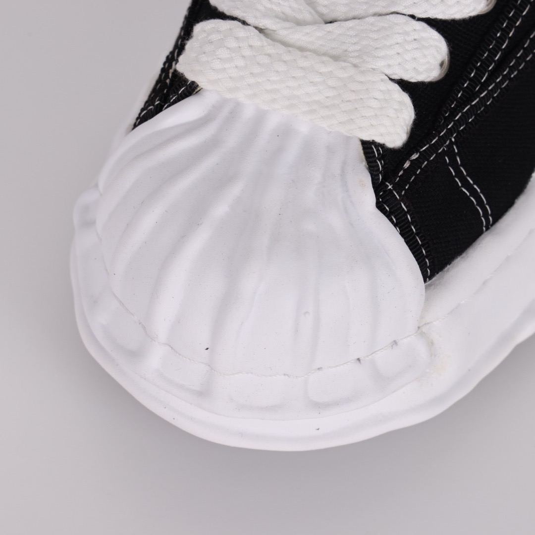 Ma*s*n mihara yasuhiro mmy sneaker